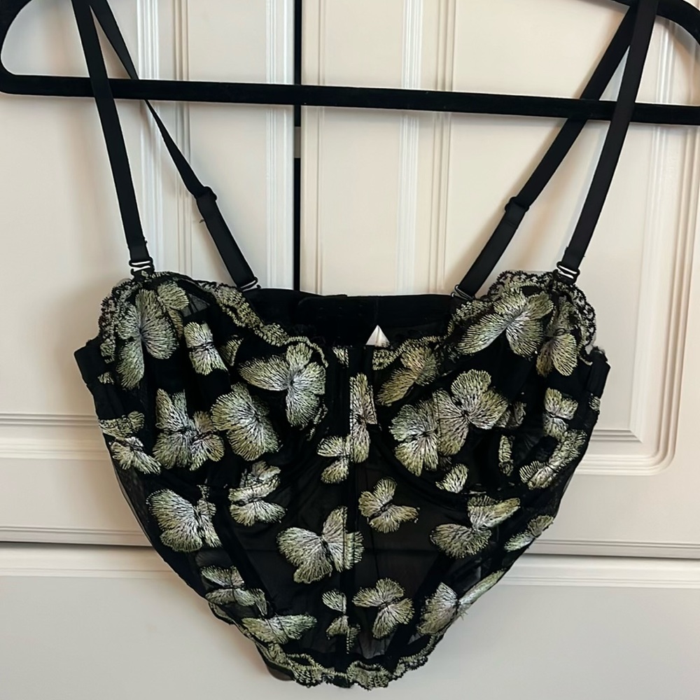 butterfly corset